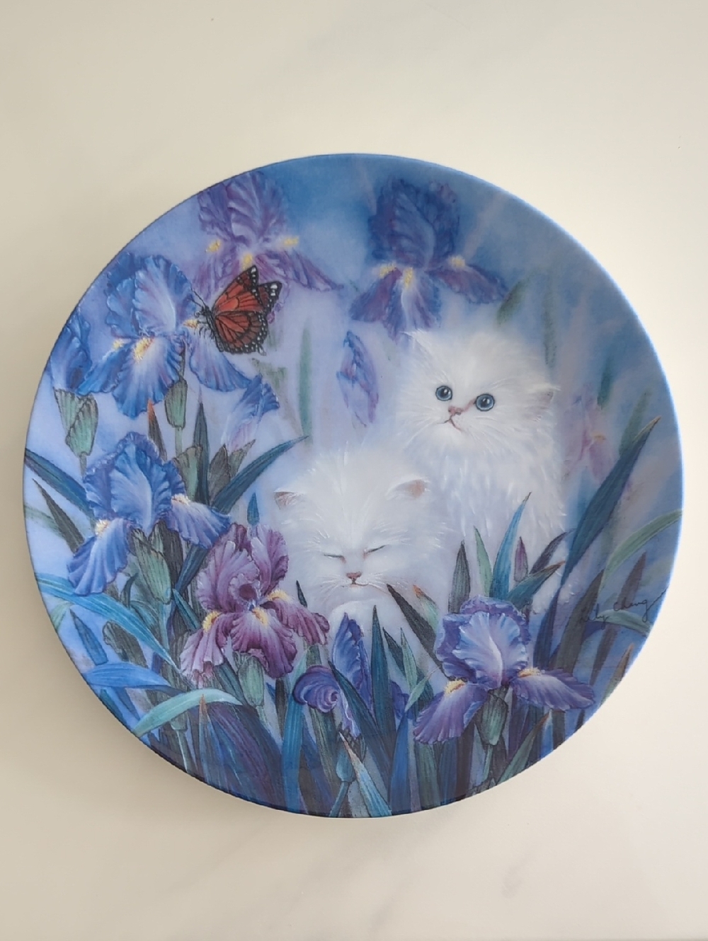 Adorable Decorative Plate With Kitties!